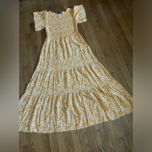 Zesica Maxi Dress - Picture 5 of 9